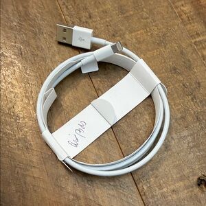 APPLE lightening to USB cable